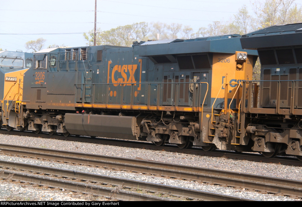 CSX ES44AC-H #3206